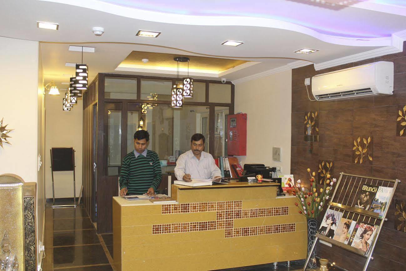 Hotel Persona International New Delhi Ngoại thất bức ảnh